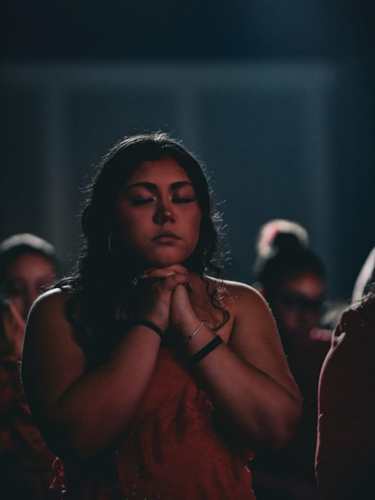 youth worshipping